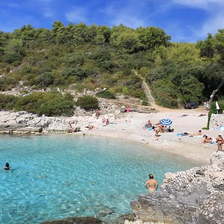 With Parking Space Zavalatica, Korcula - 14204 דירה *