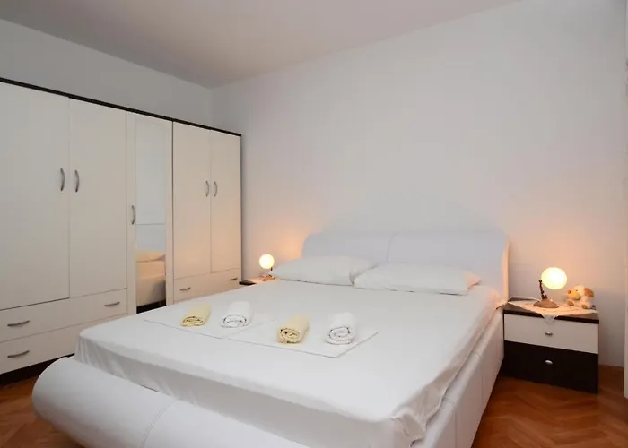 With Parking Space Zavalatica, Korcula - 14204 公寓 *