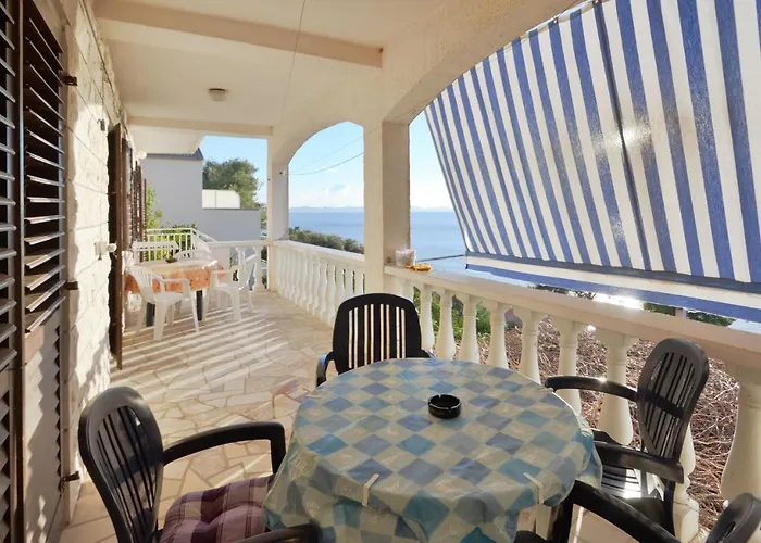 With Parking Space Zavalatica, Korcula - 14204 公寓 *