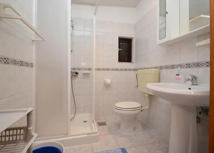 公寓 With Parking Space Zavalatica, Korcula - 14204