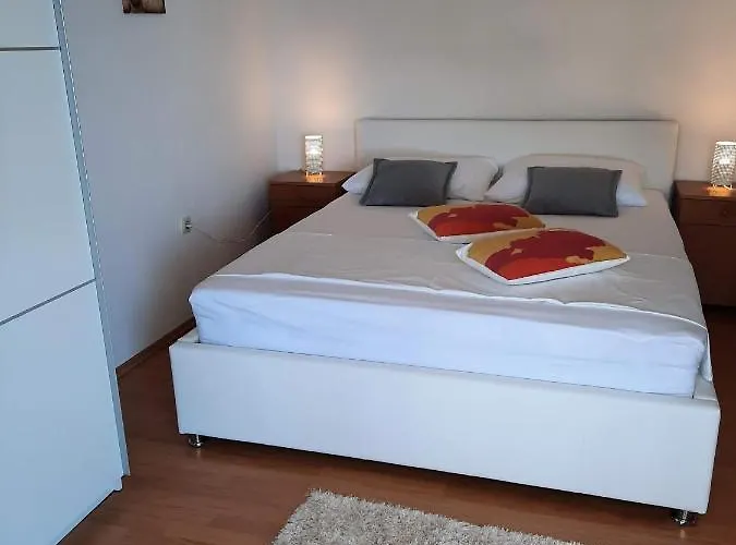 公寓 With Parking Space Zavalatica, Korcula - 14204 扎瓦拉提卡